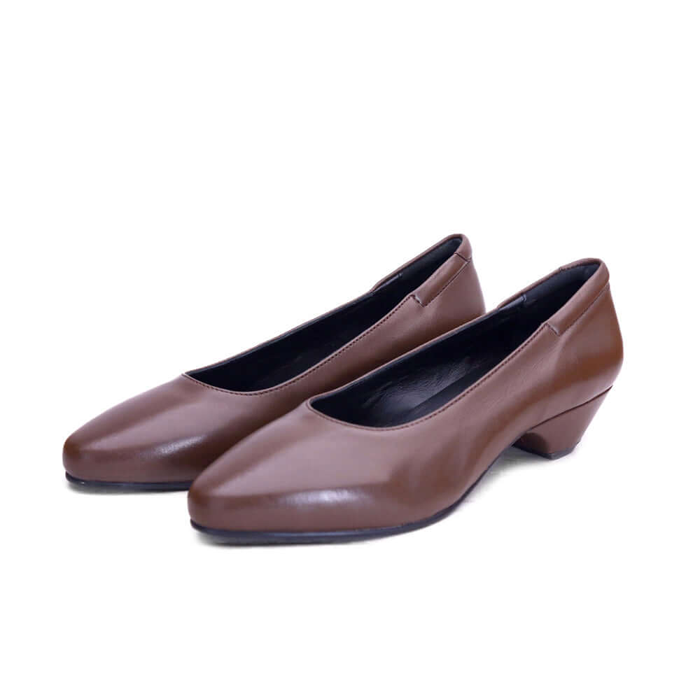 AGSU Brown Leather Pumps for Military - Chic Kitten Heel Bootmakers AGSU Brown Leather Pumps for Military - Chic Kitten Heel Bootmakers